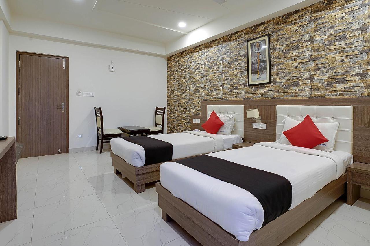 Townhouse Oak Sri Simran Park Hotel Near Secunderabad Railway Station Χιντεραμπάντ Εξωτερικό φωτογραφία