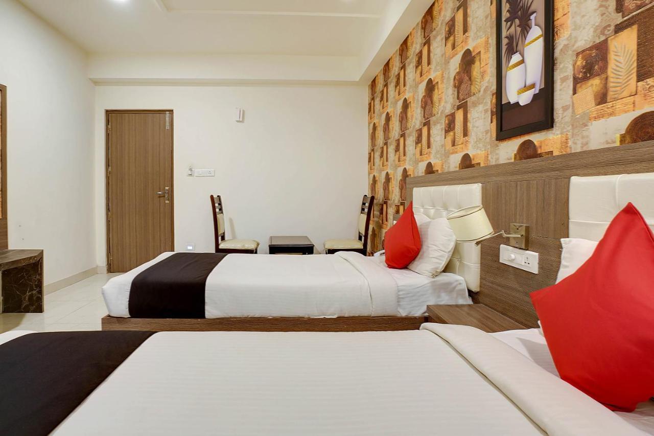 Townhouse Oak Sri Simran Park Hotel Near Secunderabad Railway Station Χιντεραμπάντ Εξωτερικό φωτογραφία