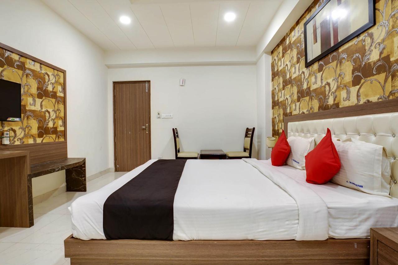 Townhouse Oak Sri Simran Park Hotel Near Secunderabad Railway Station Χιντεραμπάντ Εξωτερικό φωτογραφία